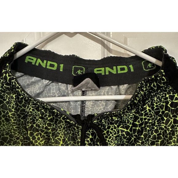 Men's Andi Basketball Shorts Small Polyester Pockets Green Stretch Drawstring - Picture 3 of 6